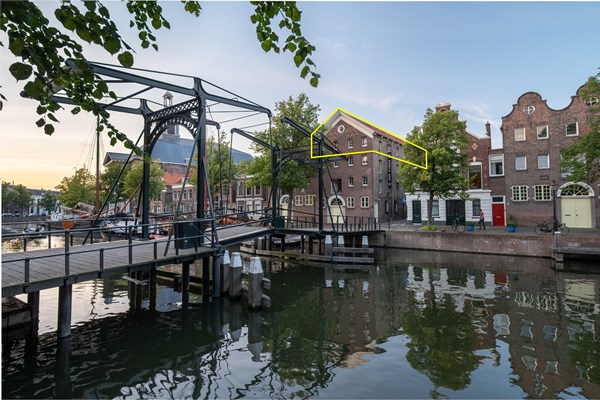 Te koop: Prachtig penthouse van bijna 200 m2 met dakterras op een van de mooiste plekjes aan de Lange Haven in Schiedam